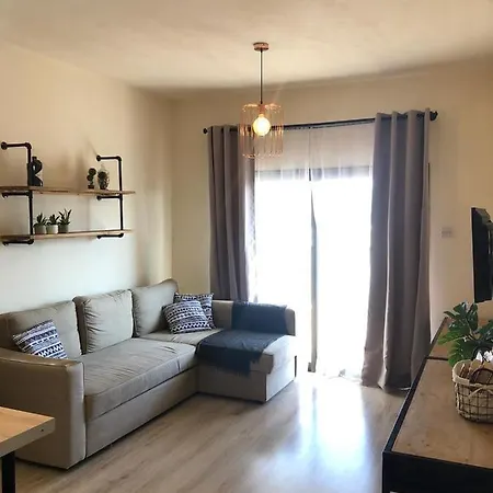 公寓 Evitas House Paphos