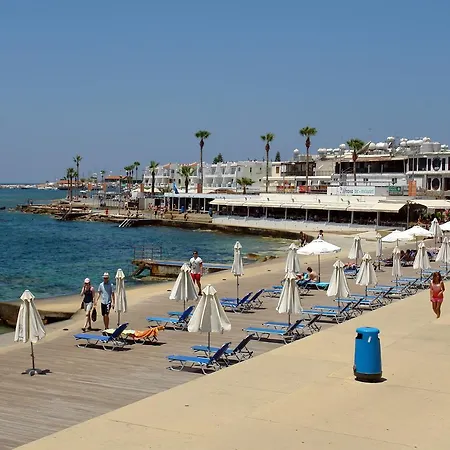 아파트 Evitas House